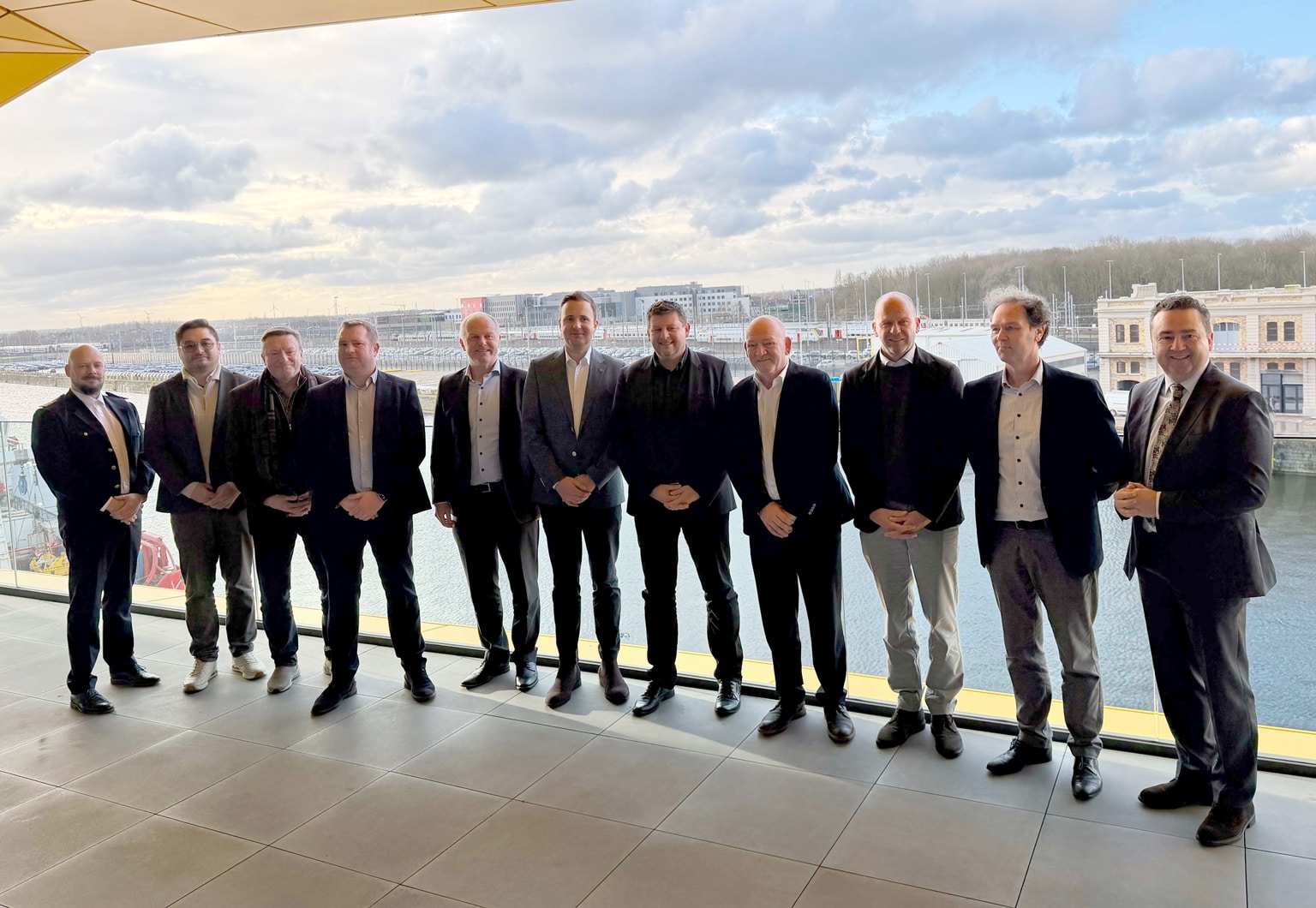 Gruppenbild der Partnerschaft von MOSOLFs Standort in Oostende